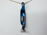 Titanium Pendant - twist drop pearl design